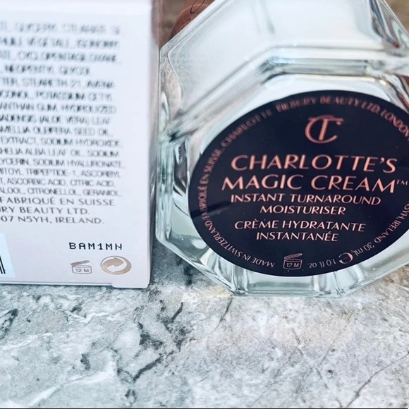 Charlotte Tilbury ✨Magic Cream✨ (1.0oz/30ml) BNIB - Picture 7 of 12